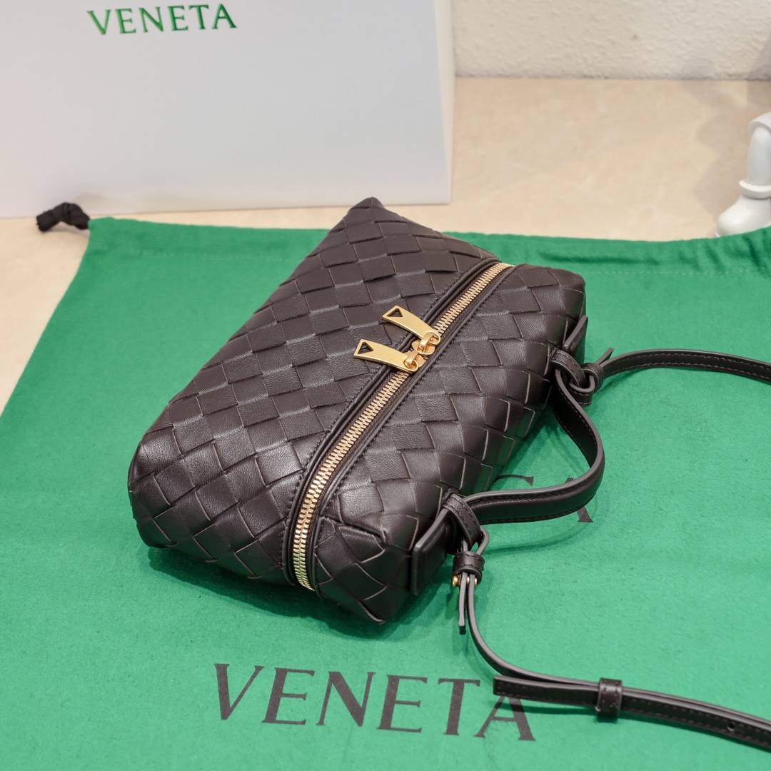 Bottega Veneta Cosmetic Bags